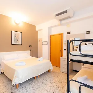 3* Szálloda Galileo
